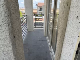 Photo #1: 2711399 Listing