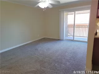 Photo #3: 2711442 Listing 