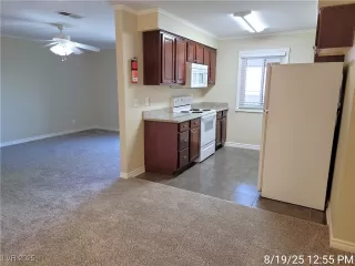 Photo #5: 2711442 Listing 