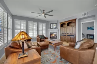 Photo #4: 2711460 Listing