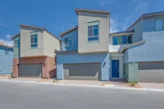 Photo #2: 2711495 Listing 