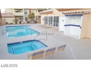 Photo #3: 2711501 Listing 