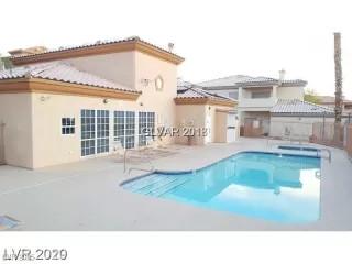 Photo #4: 2711501 Listing 