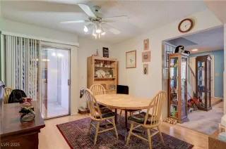 Photo #3: 2711527 Listing 