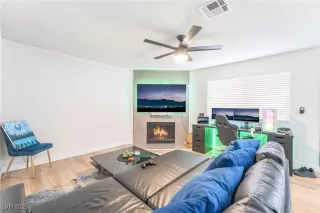 Photo #4: 2711634 Listing 