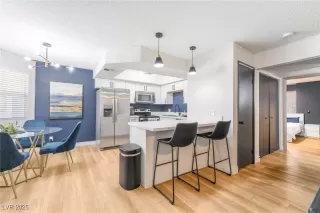 Photo #5: 2711634 Listing 