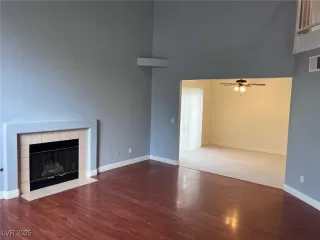 Photo #2: 2711648 Listing 