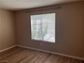 Photo #4: 2711661 Listing 