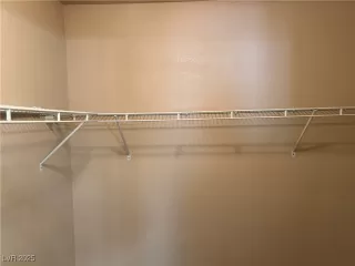 Photo #5: 2711661 Listing 