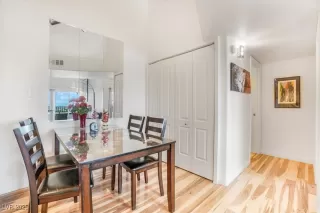 Photo #6: 2711668 Listing 