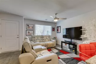 Photo #3: 2711708 Listing 