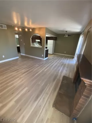 Photo #4: 2711718 Listing 