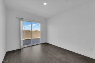 Photo #6: 2711719 Listing 