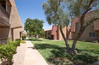 Photo #3: 2711724 Listing 