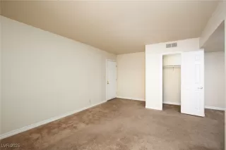 Photo #6: 2711724 Listing 