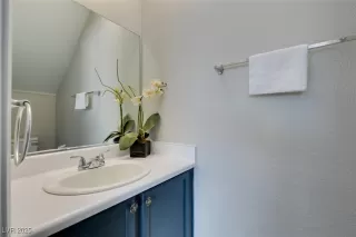 Photo #3: 2711748 Listing 