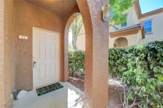 Photo #1: 2711823 Listing