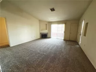 Photo #3: 2711835 Listing 