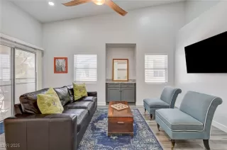 Photo #1: 2711882 Listing 