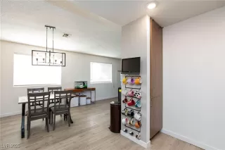 Photo #2: 2711932 Listing 