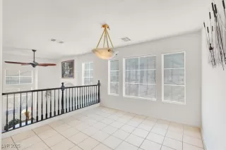 Photo #4: 2711974 Listing