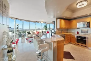 Photo #6: 2712030 Listing 