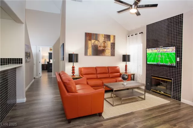 MLS: 2712037 Condo For Sale