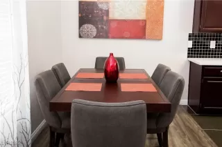 Photo #1: 2712037 Listing 