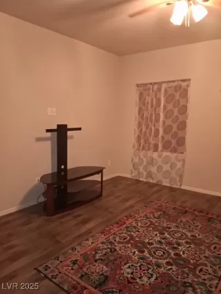 Photo #4: 2712040 Listing 