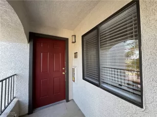 Photo #1: 2712048 Listing 