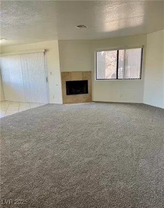 Photo #2: 2712055 Listing 