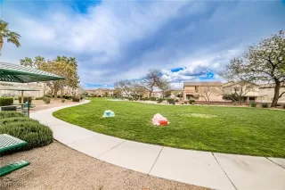 Photo #4: 2712085 Listing