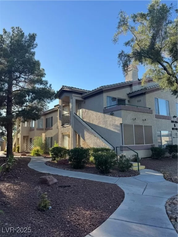 MLS: 2712087 Condo For Sale
