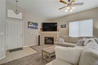 Photo #1: 2712093 Listing