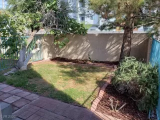 Photo #1: 2712138 Listing 