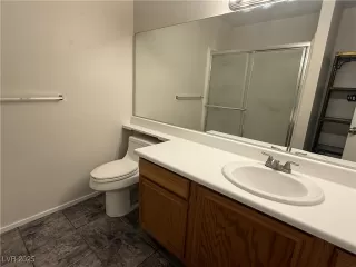 Photo #5: 2712138 Listing 