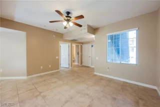 Photo #5: 2712141 Listing 