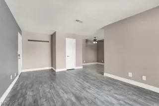 Photo #5: 2712145 Listing 