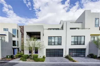 Photo #2: 2712220 Listing 