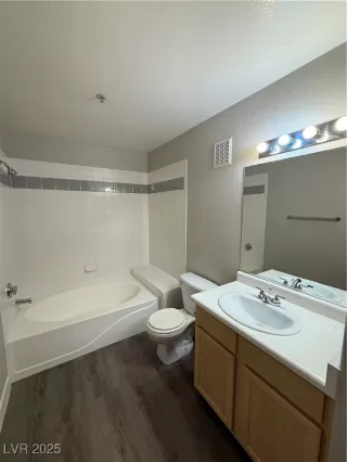 Photo #6: 2712225 Listing 