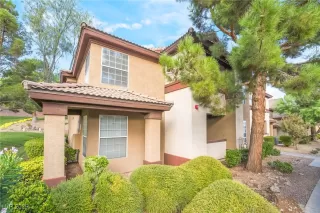 Photo #2: 2712280 Listing 