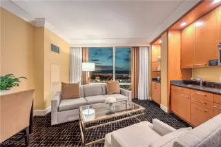 Photo #1: 2712285 Listing