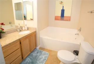 Photo #4: 2712293 Listing 