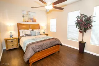 Photo #5: 2712293 Listing 