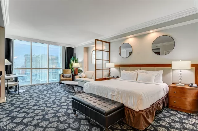 MLS: 2712301 Condo For Sale