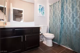 Photo #2: 2712314 Listing