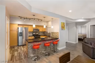 Photo #6: 2712347 Listing 