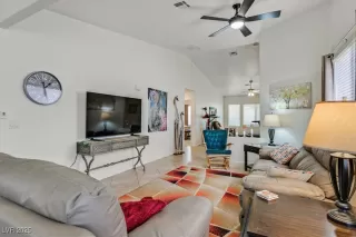 Photo #2: 2712352 Listing 