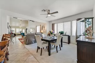 Photo #4: 2712352 Listing 