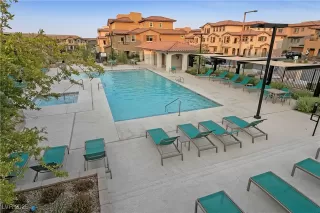 Photo #4: 2712354 Listing 